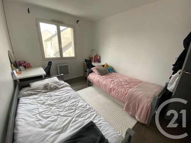 maison à vendre - 5 pièces - 86.0 m2 - LE PLESSIS BELLEVILLE - 60 - PICARDIE - Century 21 Saint Pathus Immobilier