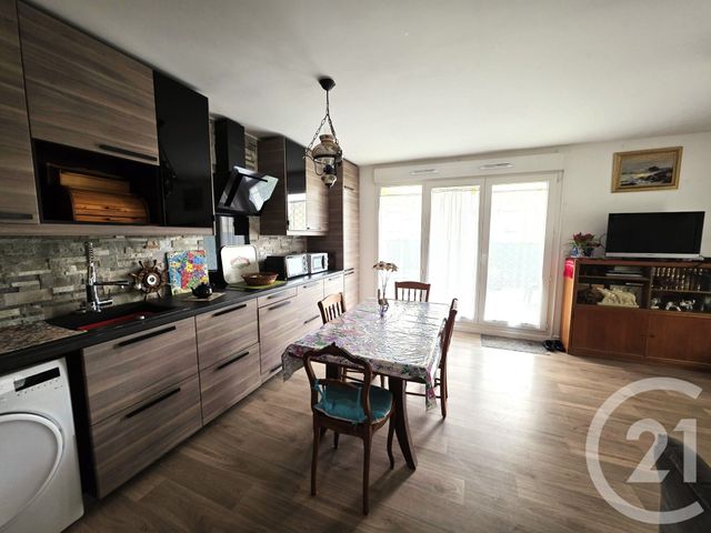Appartement F2 à vendre - 3 pièces - 59.37 m2 - ST SOUPPLETS - 77 - ILE-DE-FRANCE - Century 21 Saint Pathus Immobilier