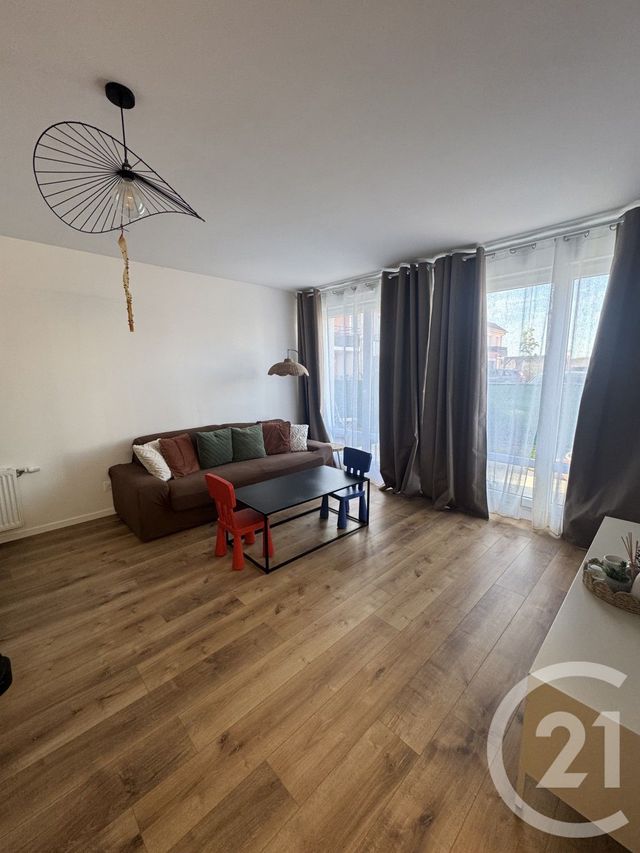 Appartement Duplex à vendre - 4 pièces - 81.35 m2 - CLAYE SOUILLY - 77 - ILE-DE-FRANCE - Century 21 Saint Pathus Immobilier