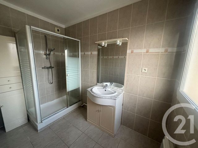 Appartement F2 à vendre - 2 pièces - 42.65 m2 - DAMMARTIN EN GOELE - 77 - ILE-DE-FRANCE - Century 21 Saint Pathus Immobilier