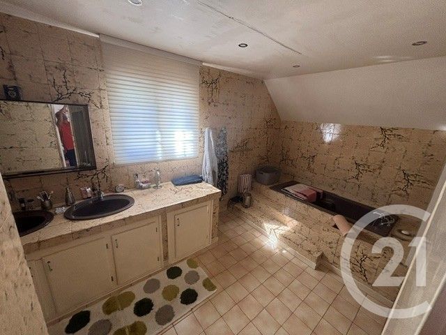 maison à vendre - 14 pièces - 337.0 m2 - DAMMARTIN EN GOELE - 77 - ILE-DE-FRANCE - Century 21 Saint Pathus Immobilier